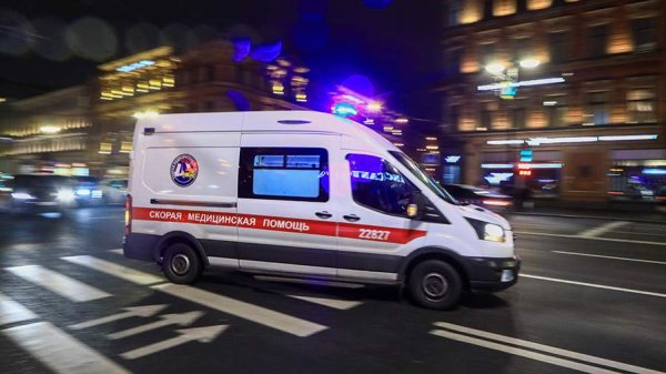 Водитель пострадал при взрыве газобалонного оборудования в такси на АЗС в Москве
