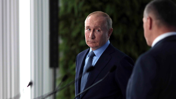 Путин подписал закон о повышении акцизных ставок на алкоголь и сигареты