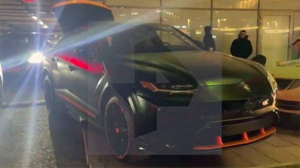 В Москве с автомойки угнали Lamborghini Urus стоимостью 50 млн рублей
