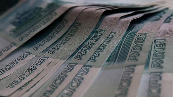В Москве пенсионер отдал мошенниками более 15 млн рублей для «декларирования»
