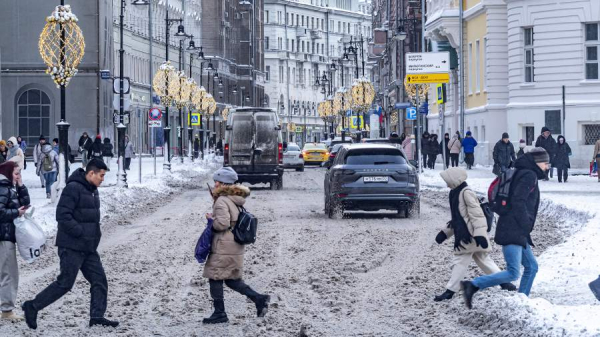 Синоптики пообещали москвичам небольшой снег и до –10 градусов 17 января
