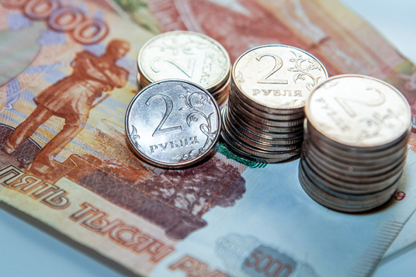 «Грозит негативными последствиями»: что будет с курсом рубля в 2024 году