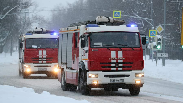 В Москве на территории кондитерской фабрики произошел пожар
