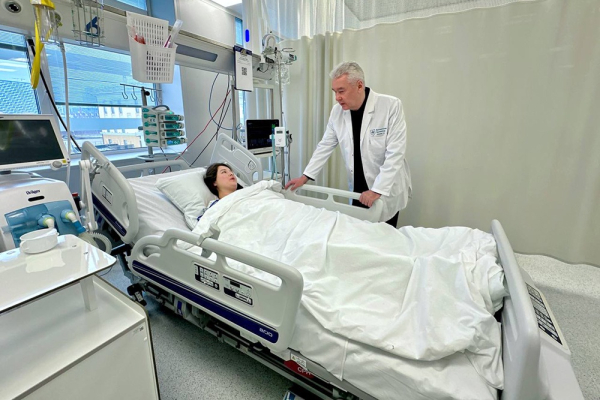 Сергей Собянин посетил в Боткинской больнице пострадавших в "Крокус Сити Холле"