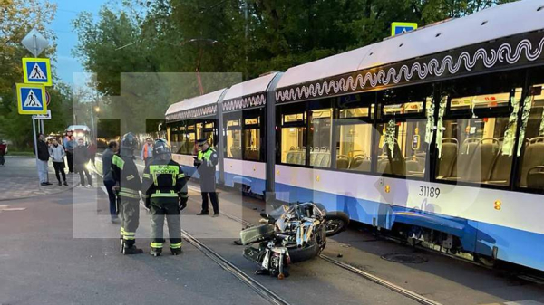 Мотоциклист погиб в ДТП на юге Москвы
