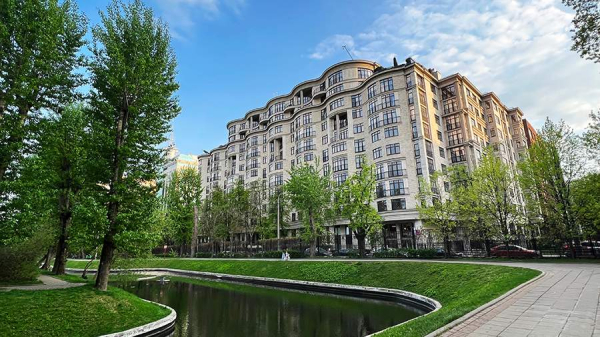 Продажи высокобюджетной вторичной недвижимости в Москве выросли на 30% за год
