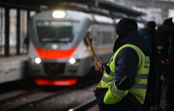 В Москве арестовали двух мужчин за поджог электричек